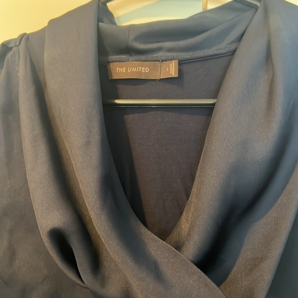 Lot of 2 limited cowl neck blouses size large - Picture 3 of 7